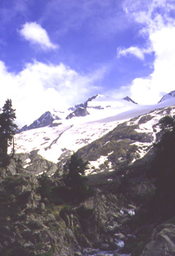 NORBERT CASTERET SPÉLÉOLOGUE ET PYRÉNÉISTE