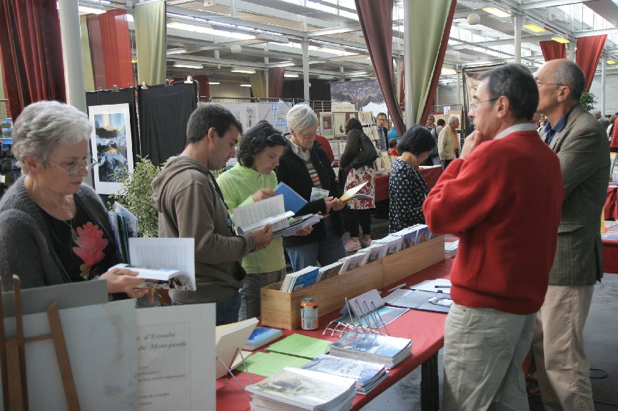 PYRÉNÉES AU SALON DU LIVRE DE BAGNERES-DE-BIGORRE